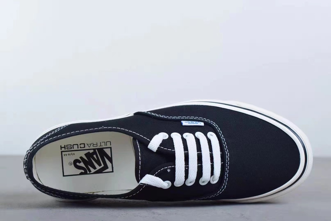 Vans Authentic - vstockx
