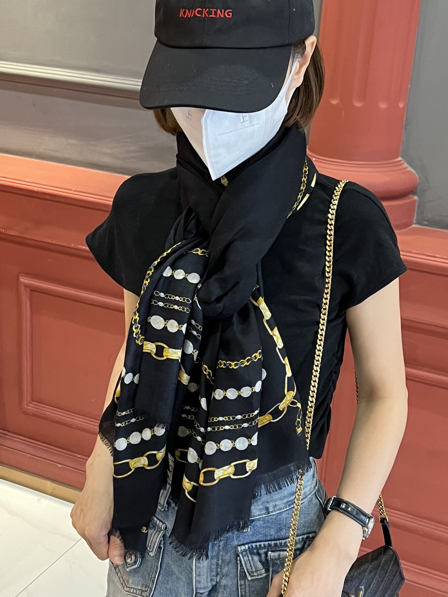 Streetwear Scarf CHANEL 328968 size:110*200cm - vstockx