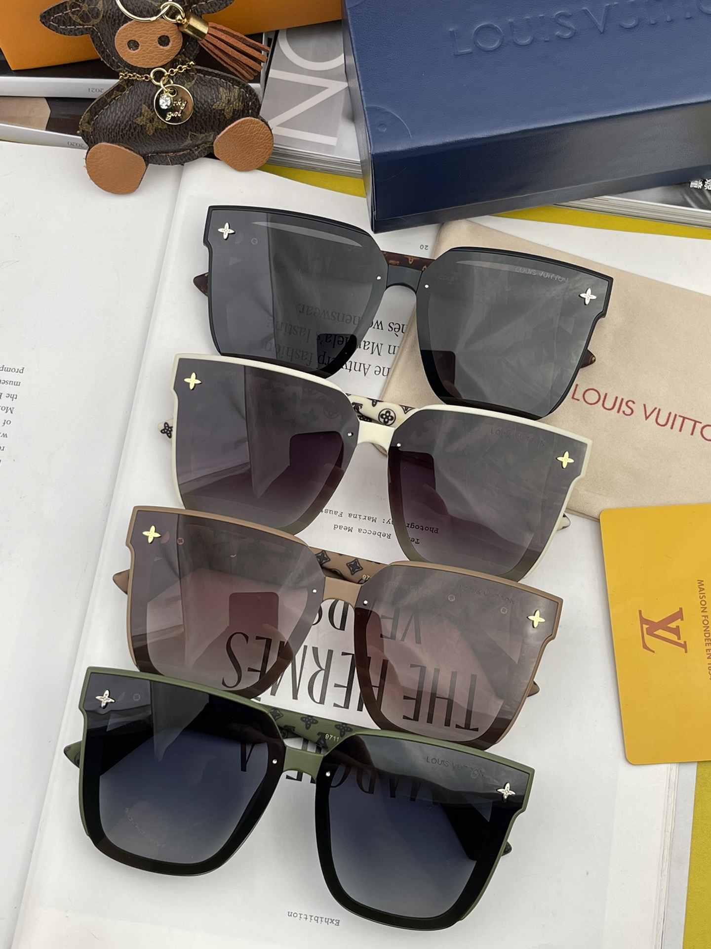 sunglasses Dior L1971 - vstockx
