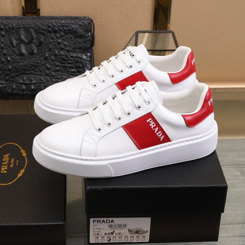 Prada Low Top sneaker 38 - vstockx