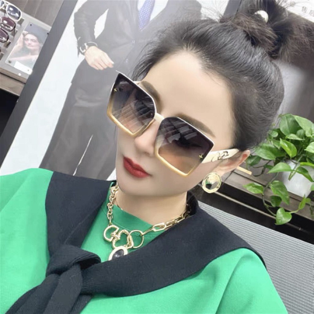 Sunglasses Louis Vuitton L7805 - vstockx