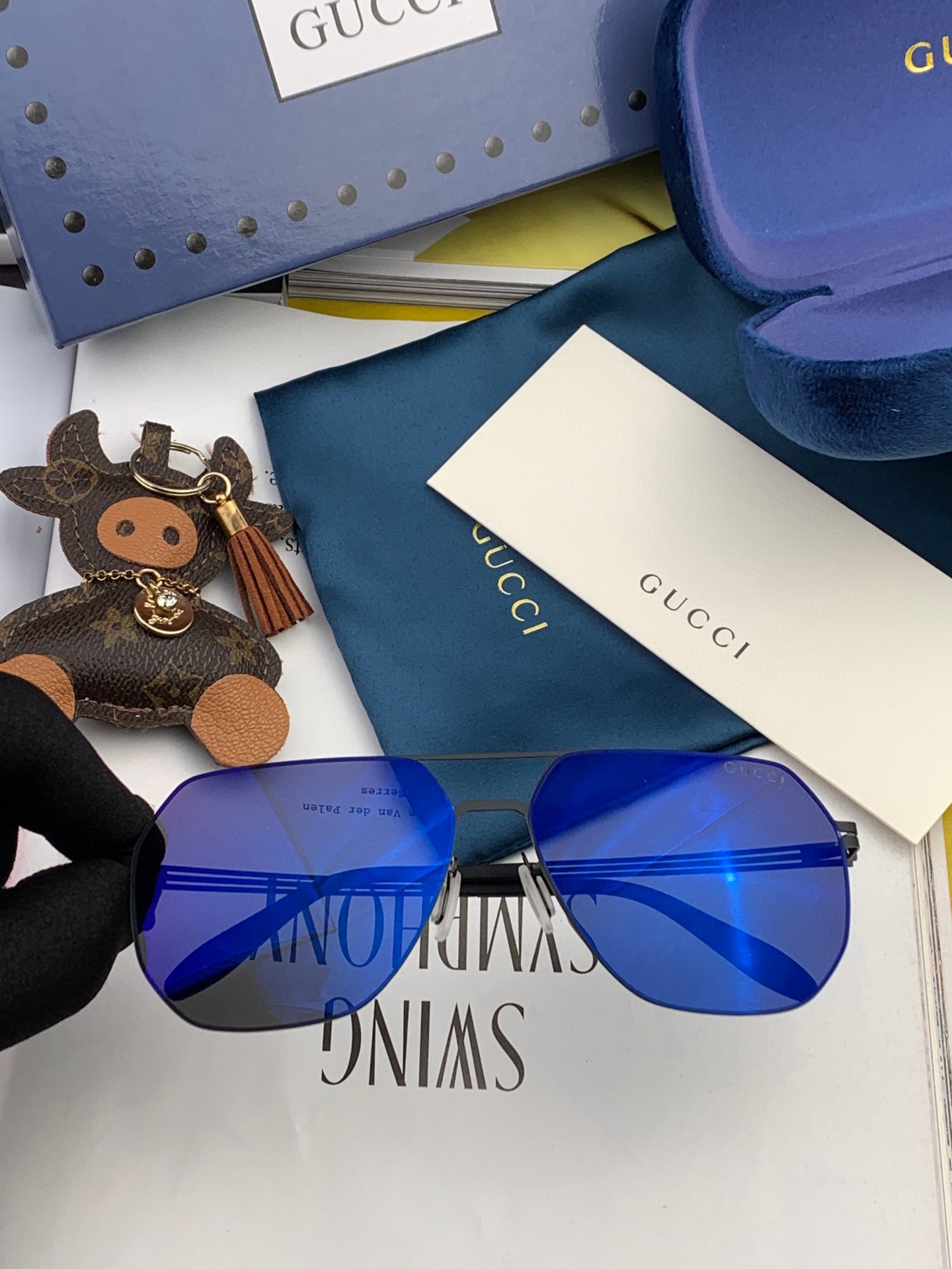 Sunglasses Gucci G7500 - vstockx