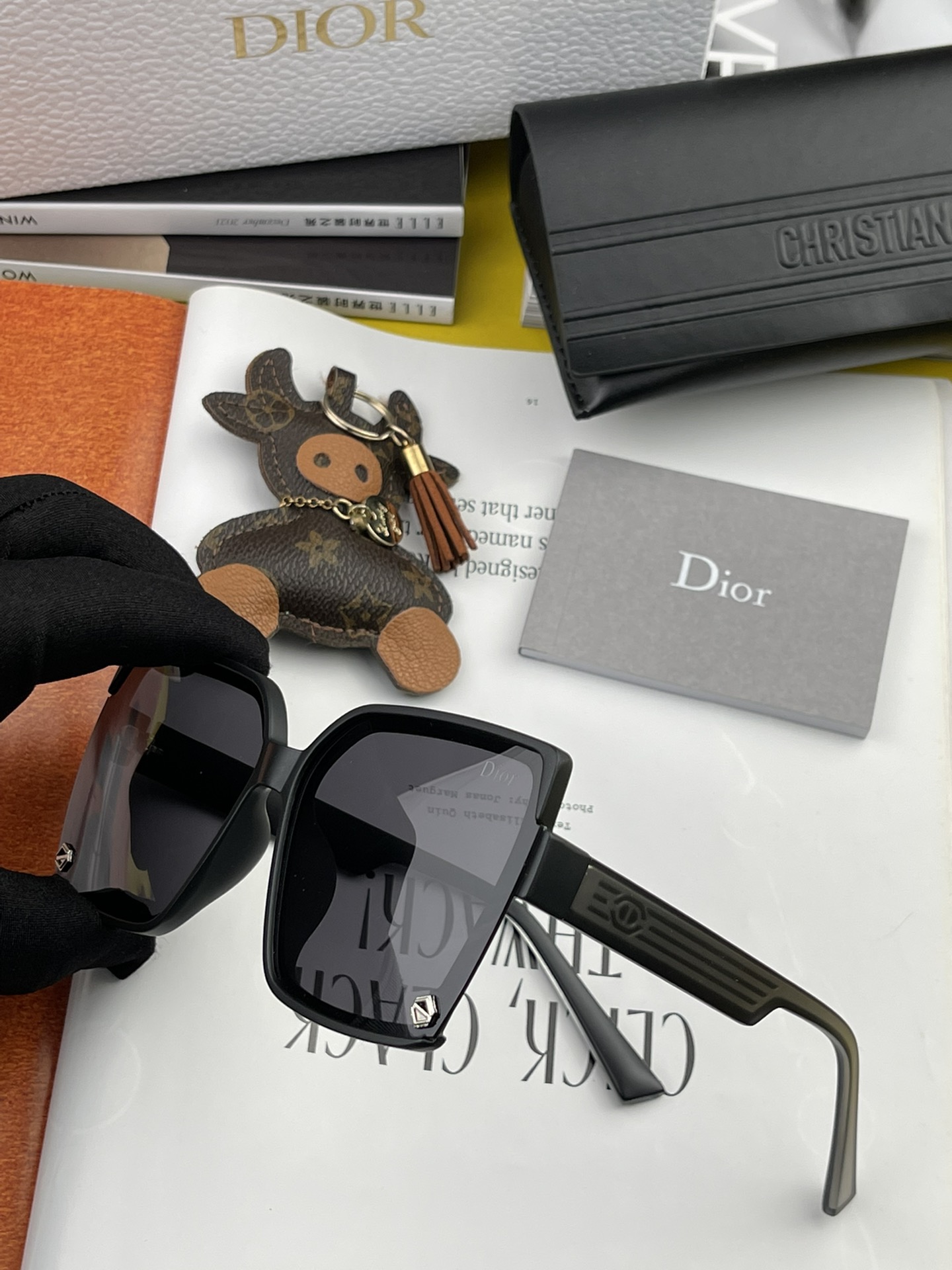 sunglasses Dior CD1422 - vstockx