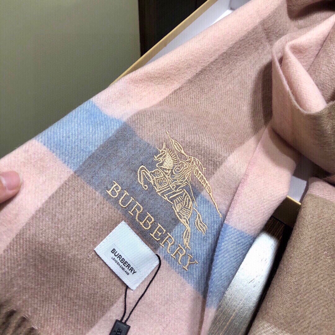 Streetwear Scarf Burberry 329073 size:180*35cm - vstockx