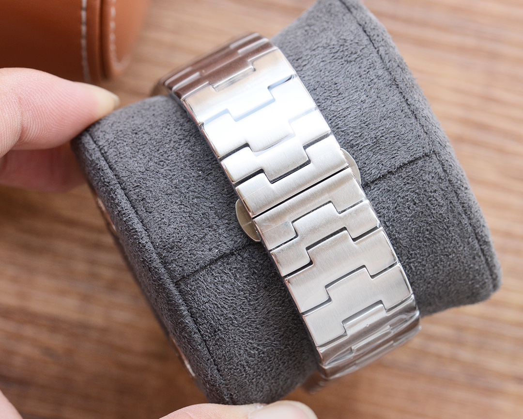 Watches PANERAI 322873 size:44*16 mm - vstockx