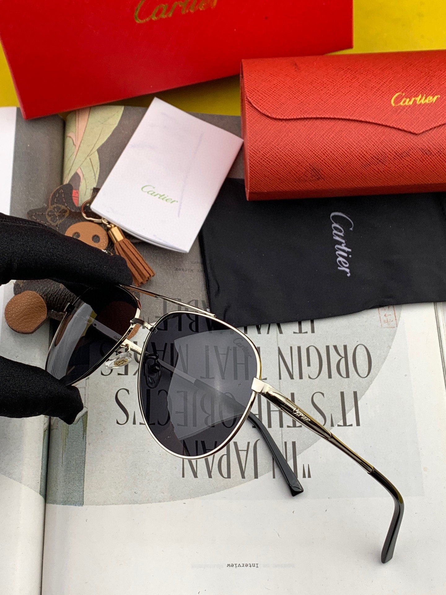 Sunglasses Cartie CK0628 - vstockx