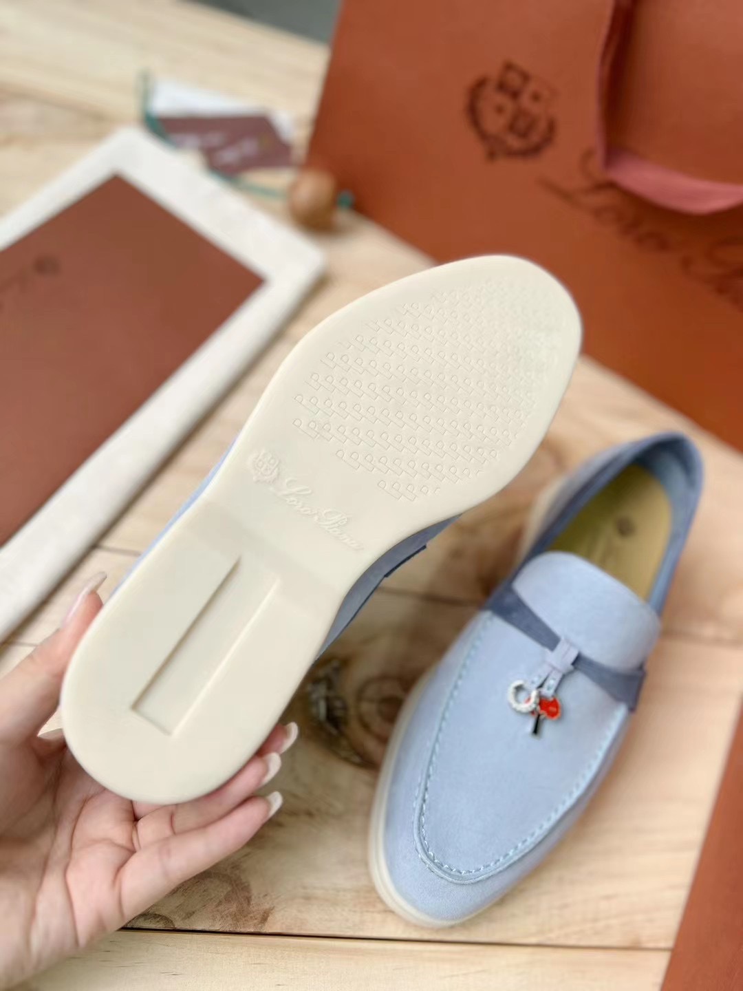Loro Piana shoes 315 - vstockx