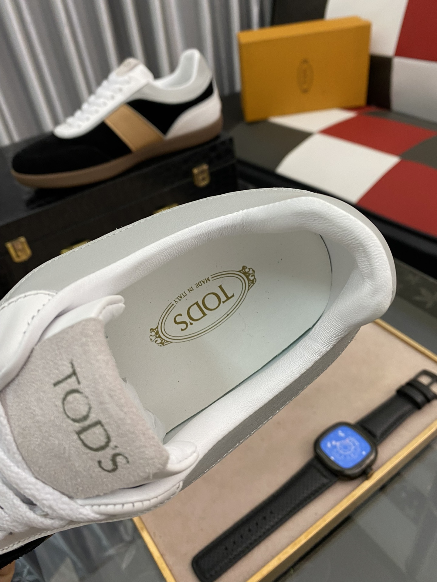 TOD'S Tabs Sneaker 2 - vstockx