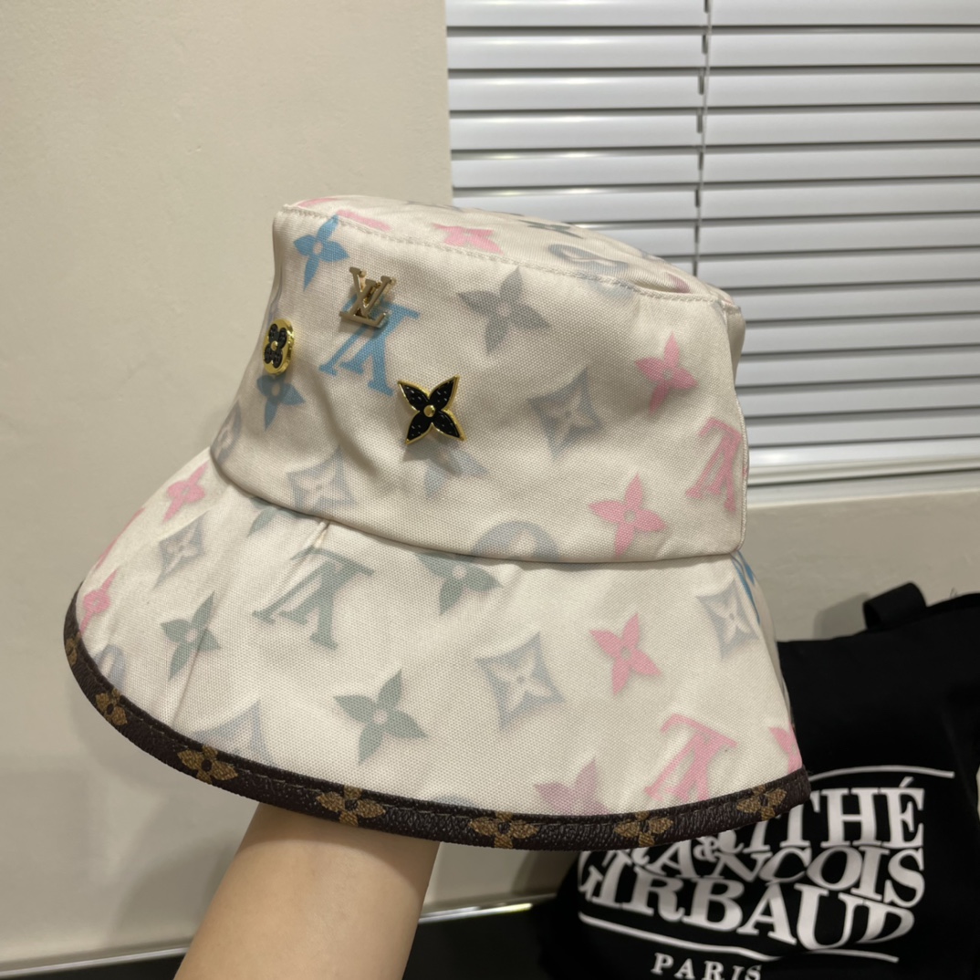 Streetwear Hat LV 329051 - vstockx