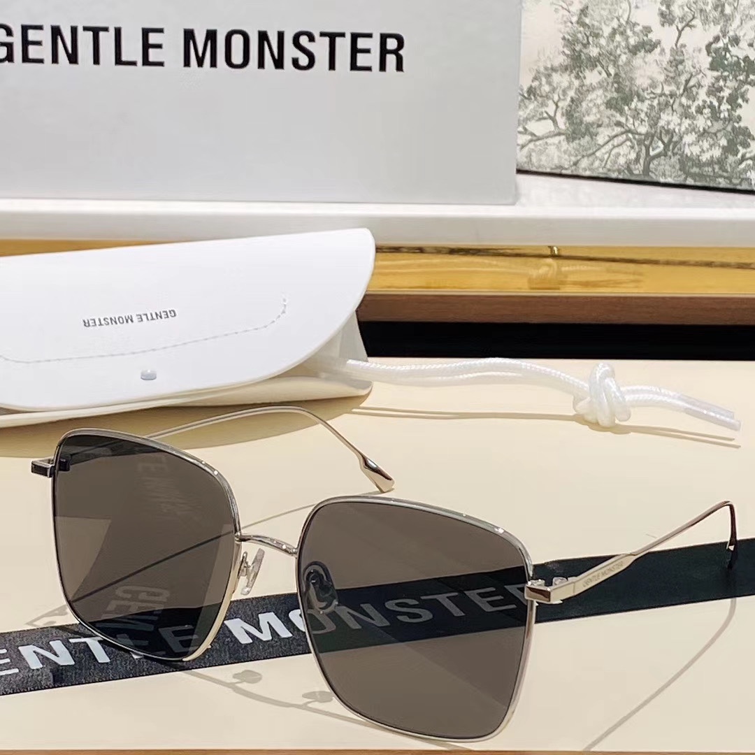 Sunglasses   DIANE - vstockx