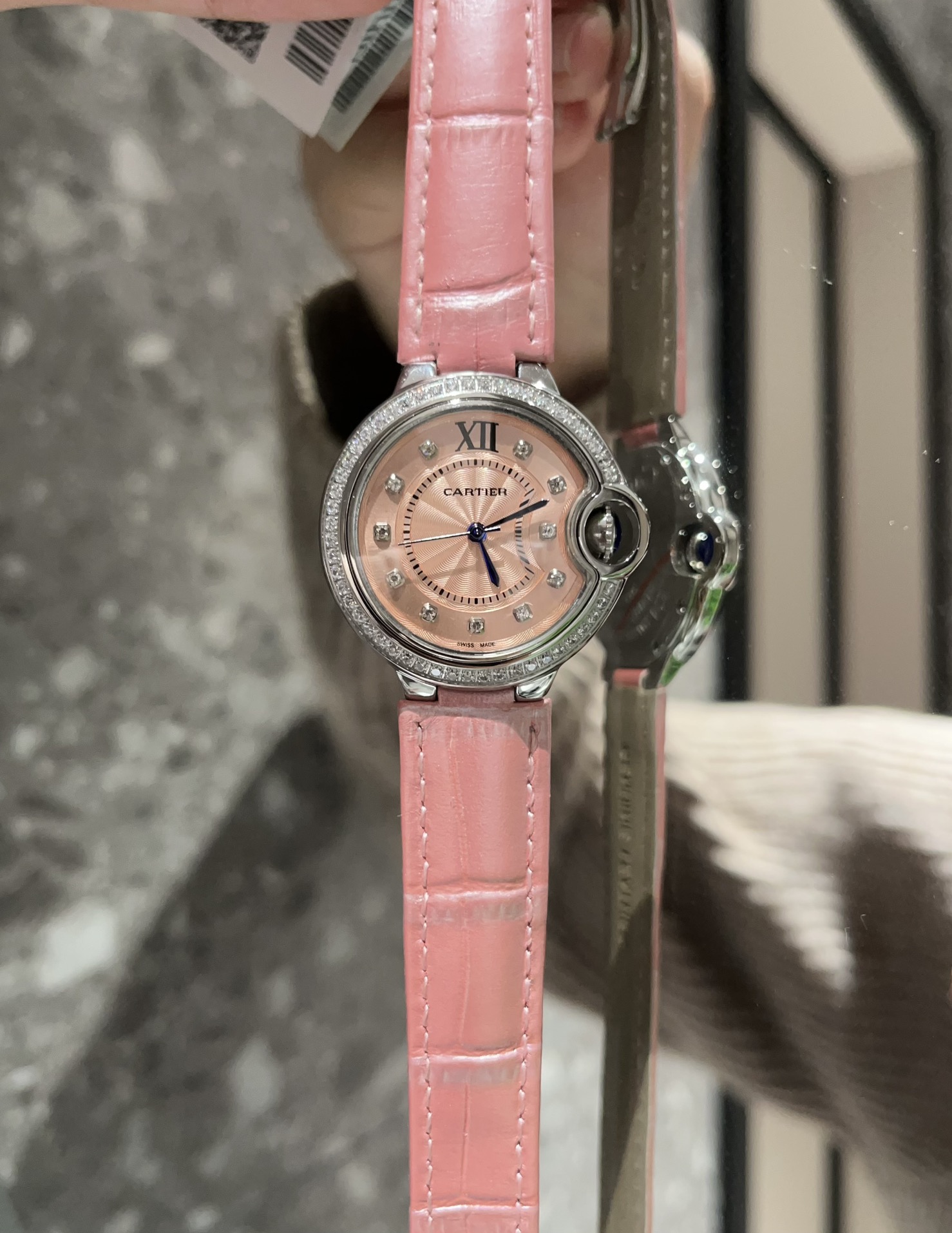 Watches Cartier 322172 size:33 mm - vstockx