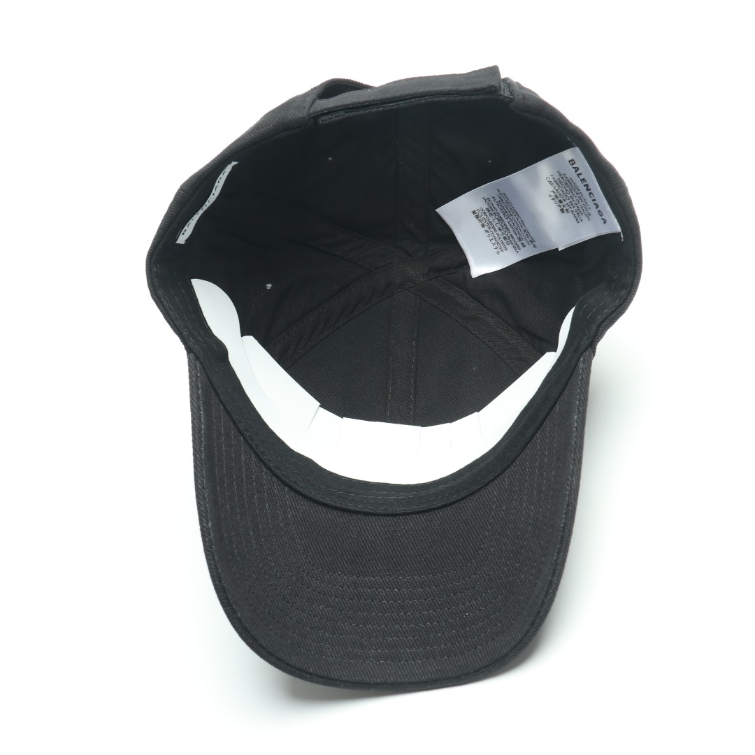 Hat Balenciaga 3 - vstockx