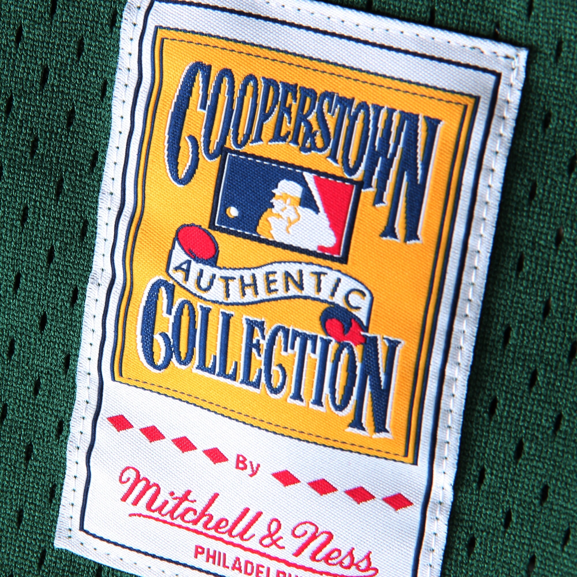 Rickey Henderson Oakland Athletics Mitchell & Ness 1998 Cooperstown Mesh Batting Practice Jersey - Green - vstockx