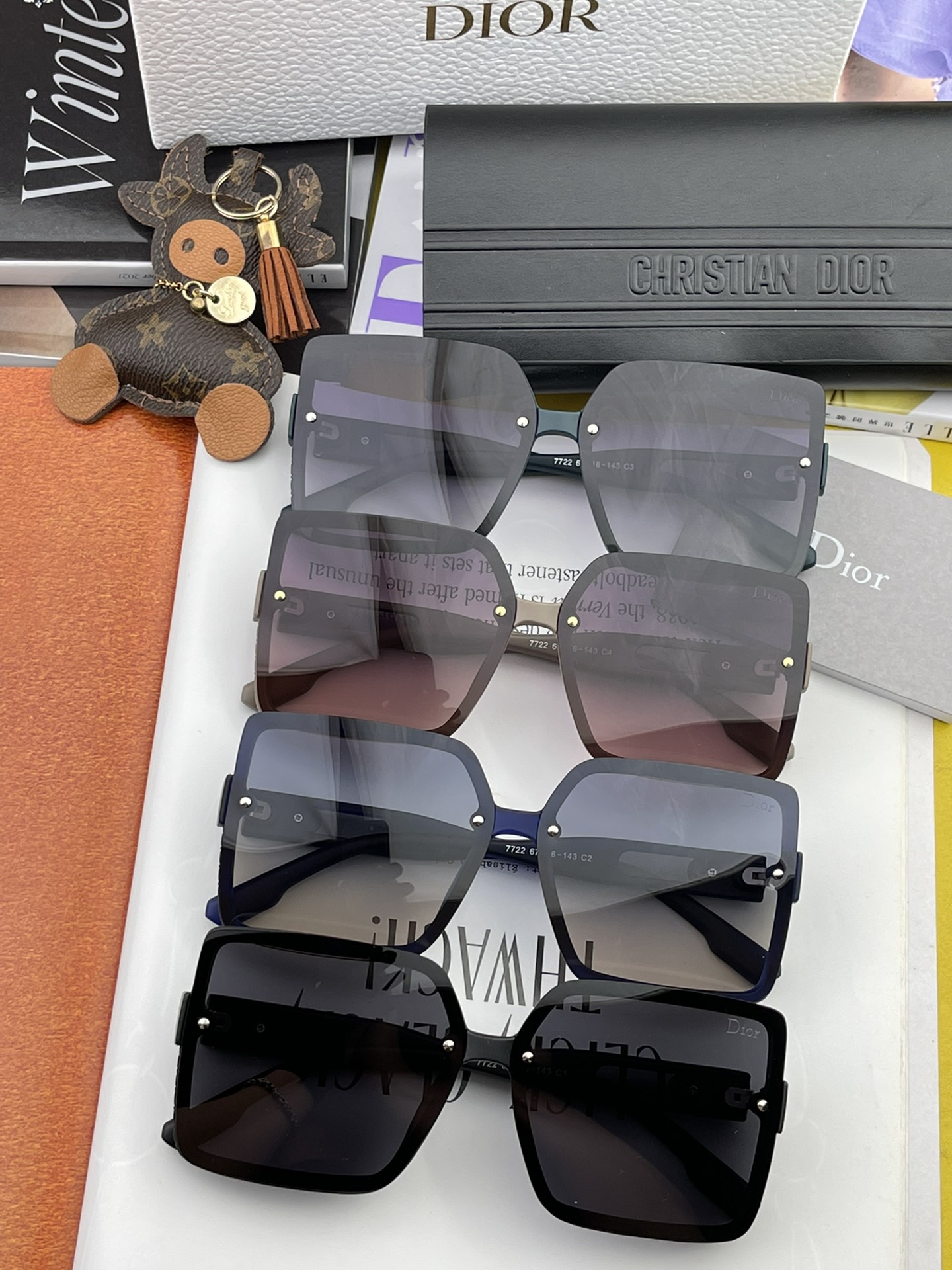 sunglasses Dior CD2727 - vstockx