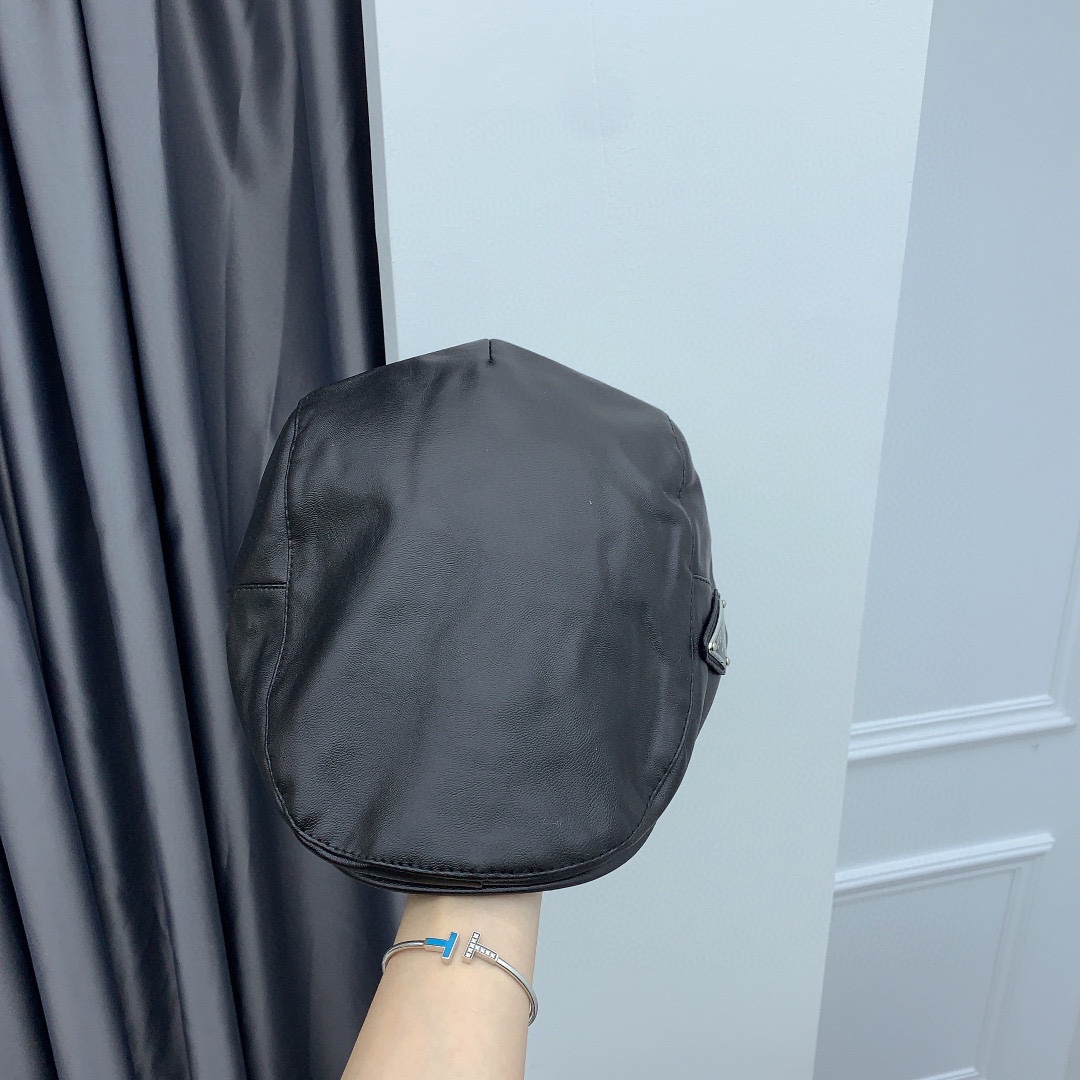 Streetwear Hat Prada 329160 - vstockx