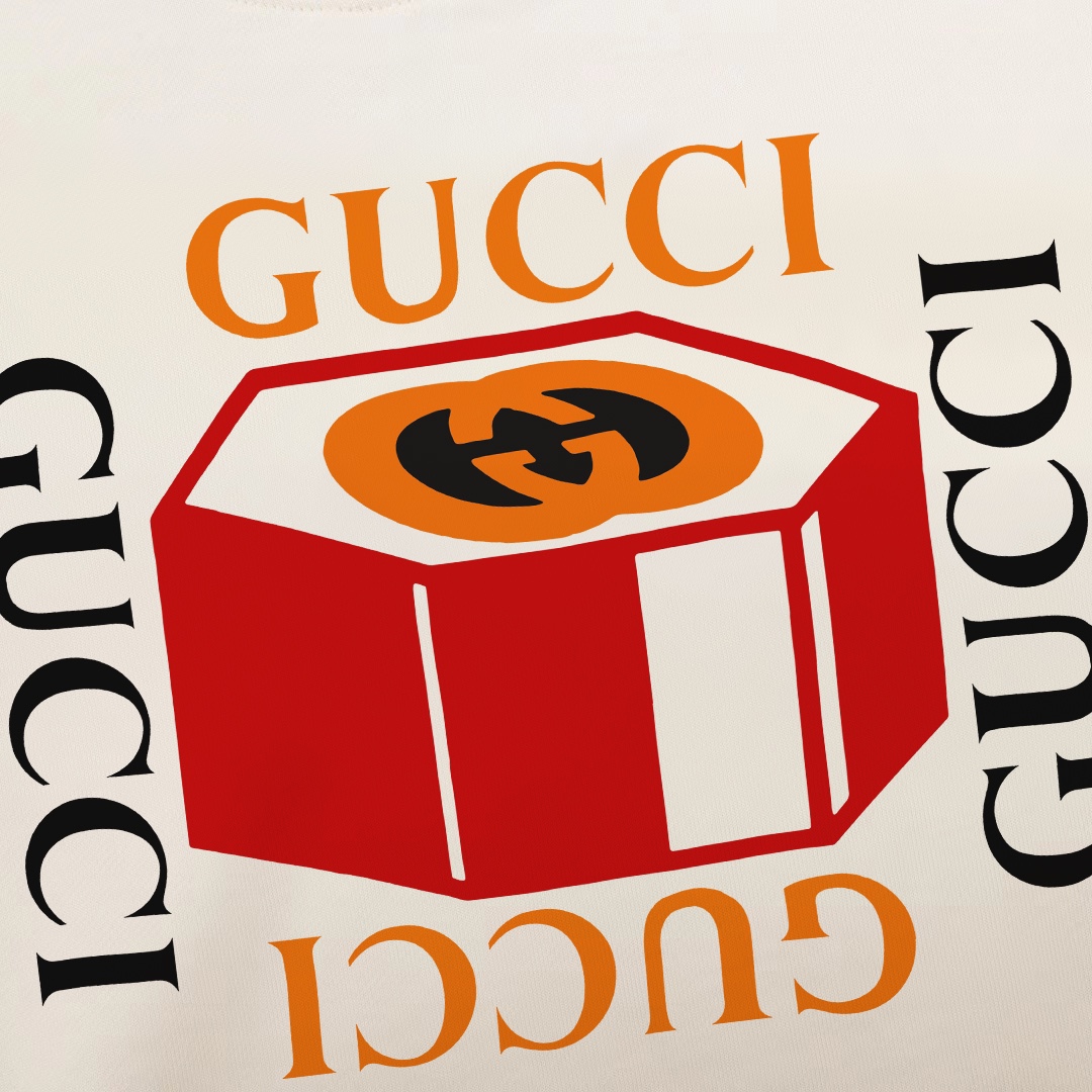 Clothes Gucci 330 - vstockx