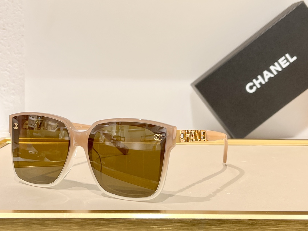 Sunglasses Chanel CH7258 SIZE:63 14-140 - vstockx