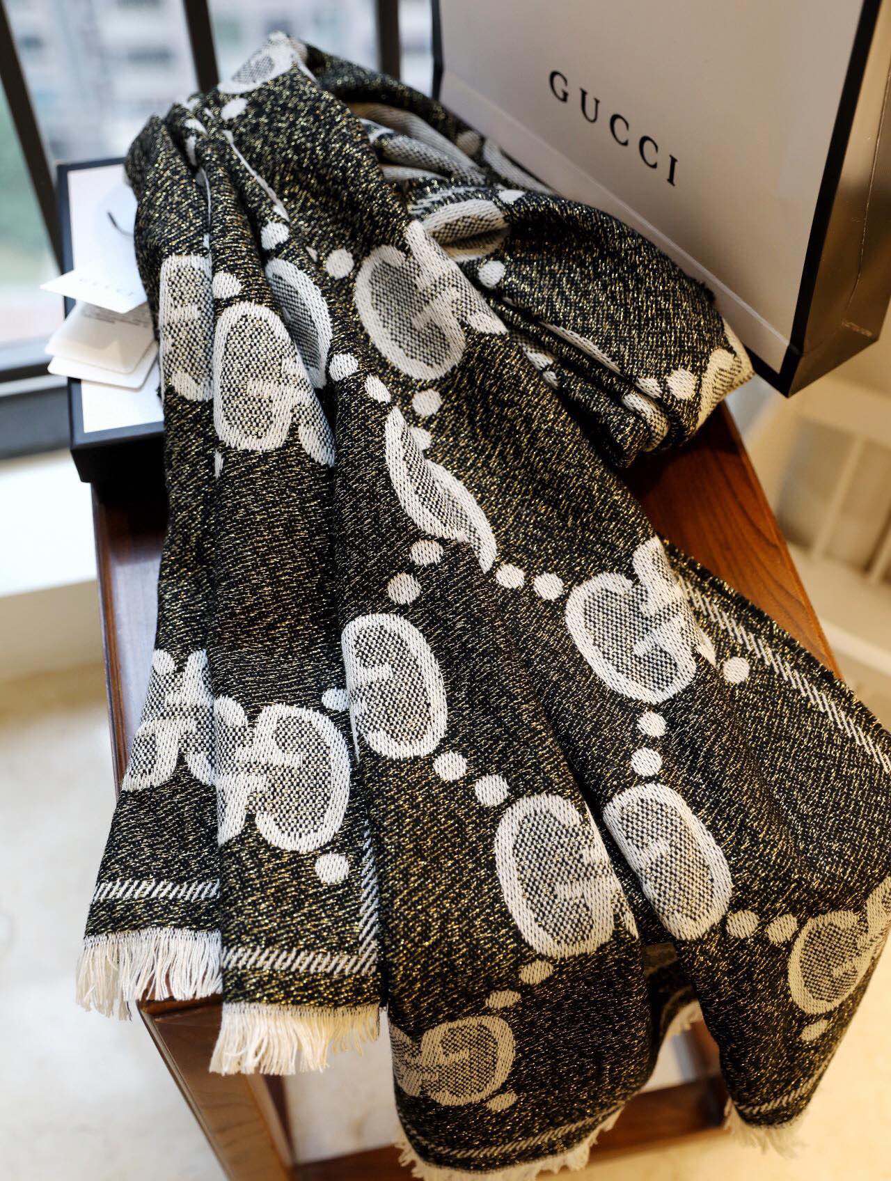 Streetwear Scarf GUCCI 328735 SIZE:45*195cm - vstockx