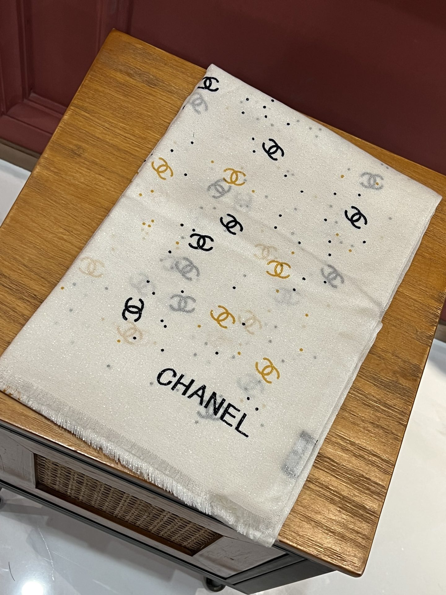 Streetwear Scarf CHANEL 328987 SIZE:110x200cm - vstockx