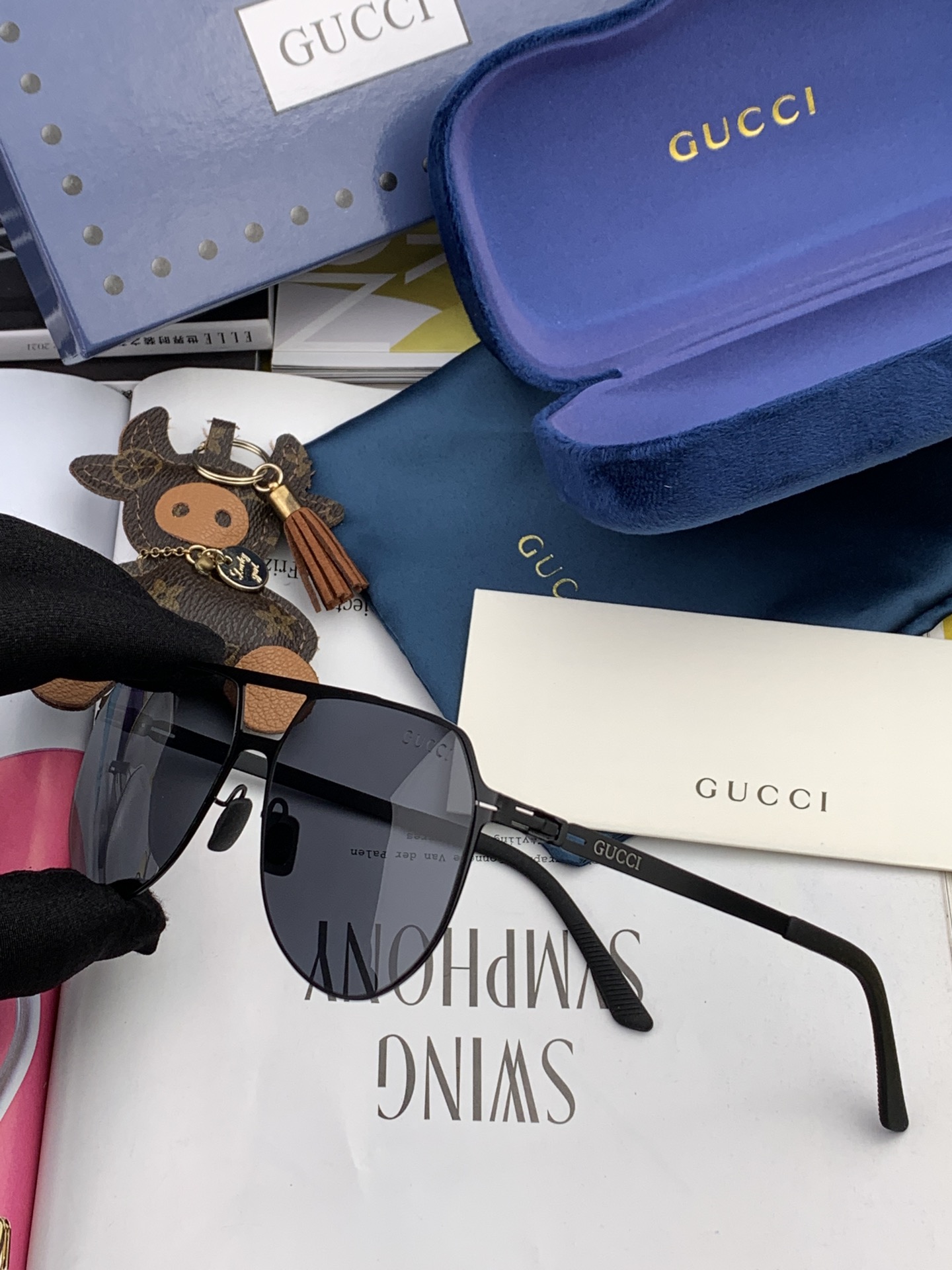 Sunglasses Gucci G2731 - vstockx