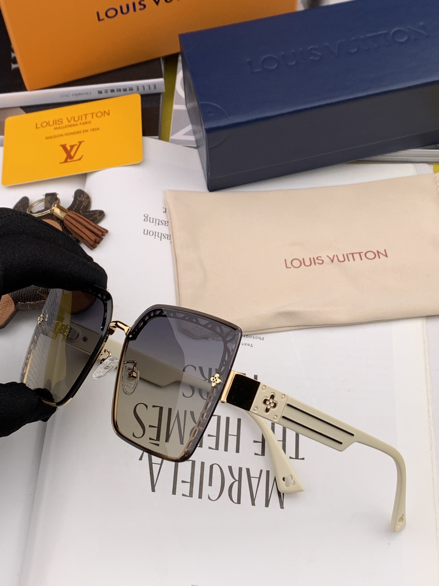 sunglasses Dior L6191 - vstockx