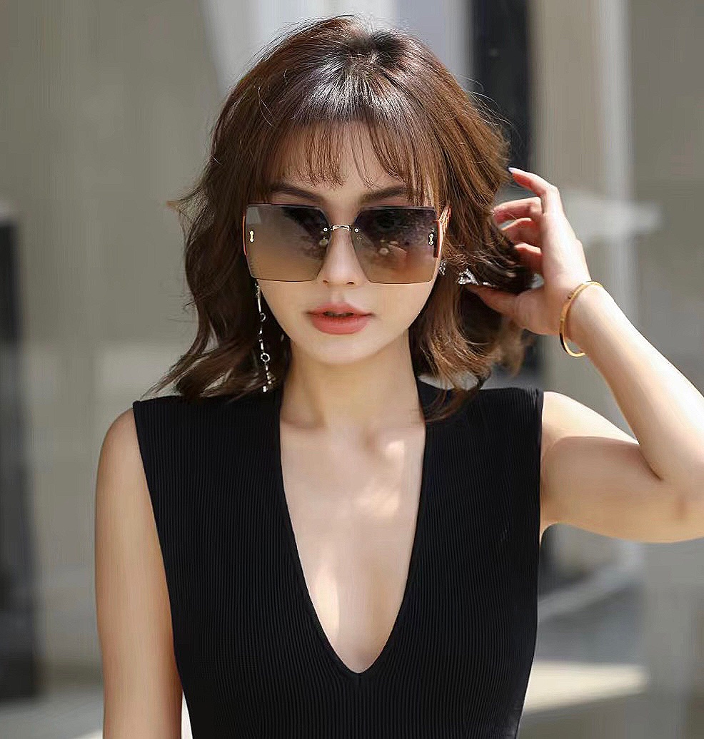 Sunglasses Louis Vuitton L5798 - vstockx