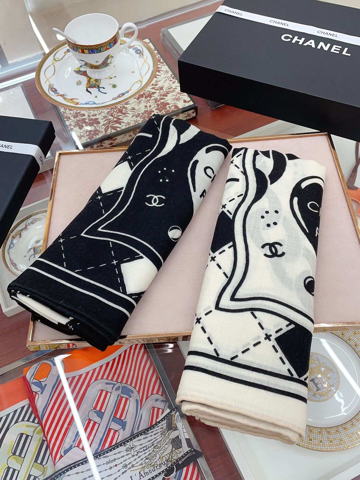 Streetwear Scarf CHANEL 328831 size:140*140cm - vstockx