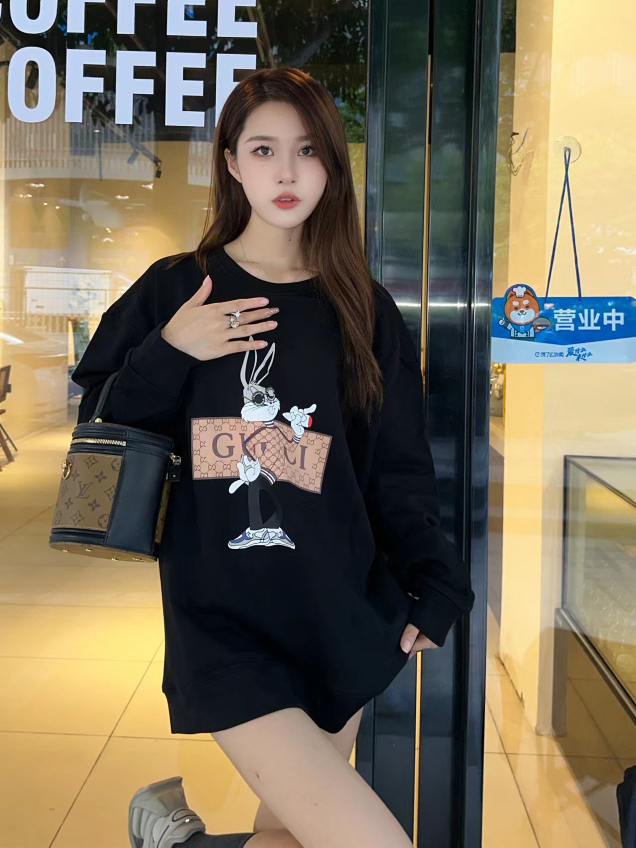 Clothes Gucci 319 - vstockx