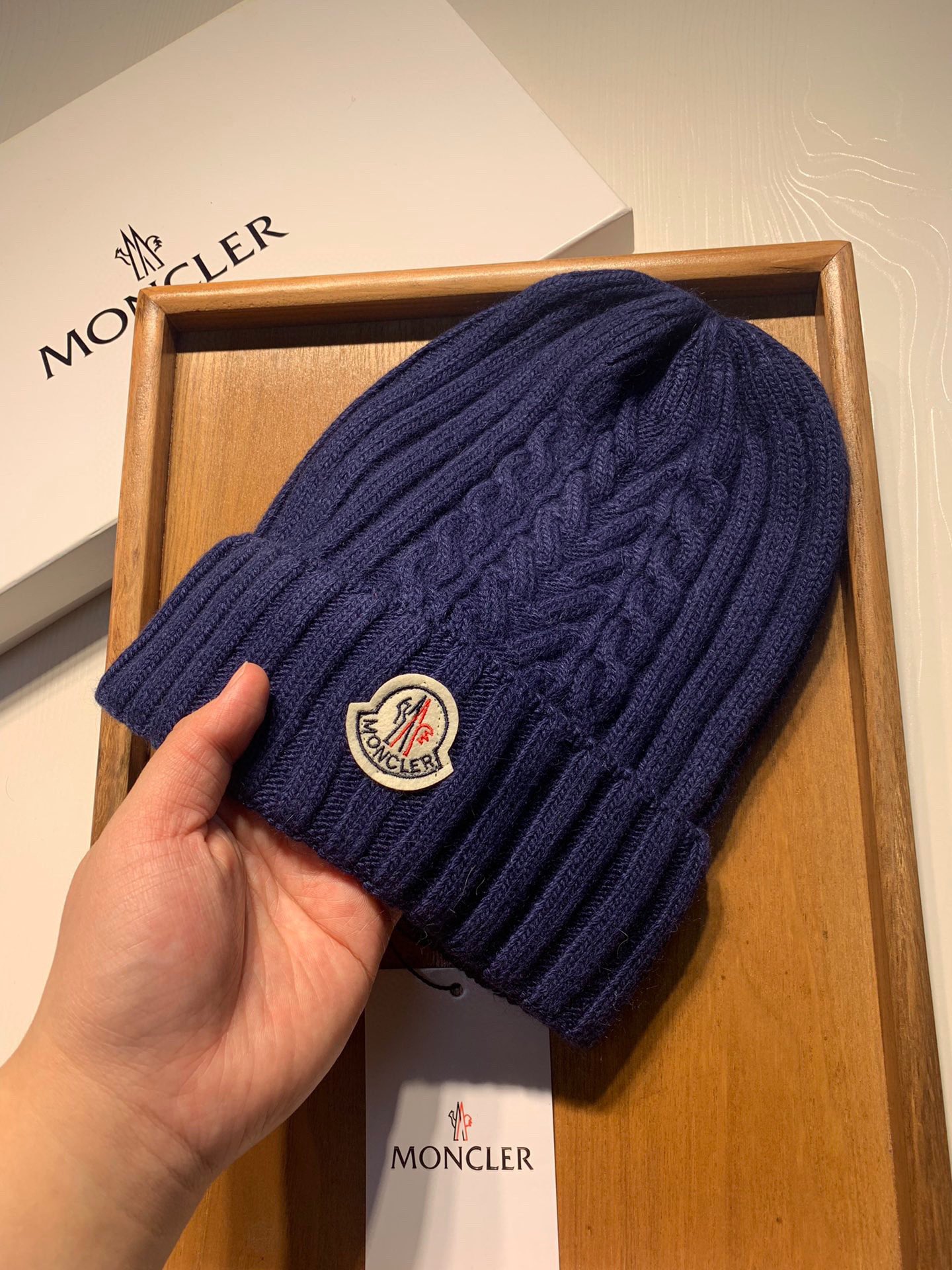 Hat Moncler 3 - vstockx