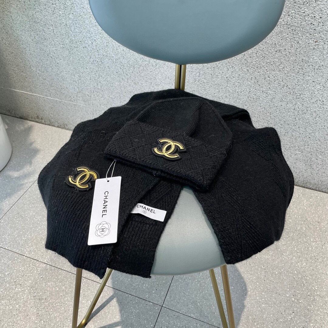 Hat & Scarf Chanel 2 - vstockx