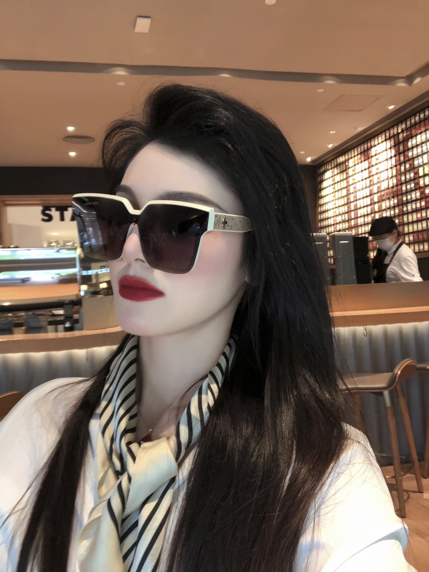 Sunglasses Louis Vuitton L0781 - vstockx