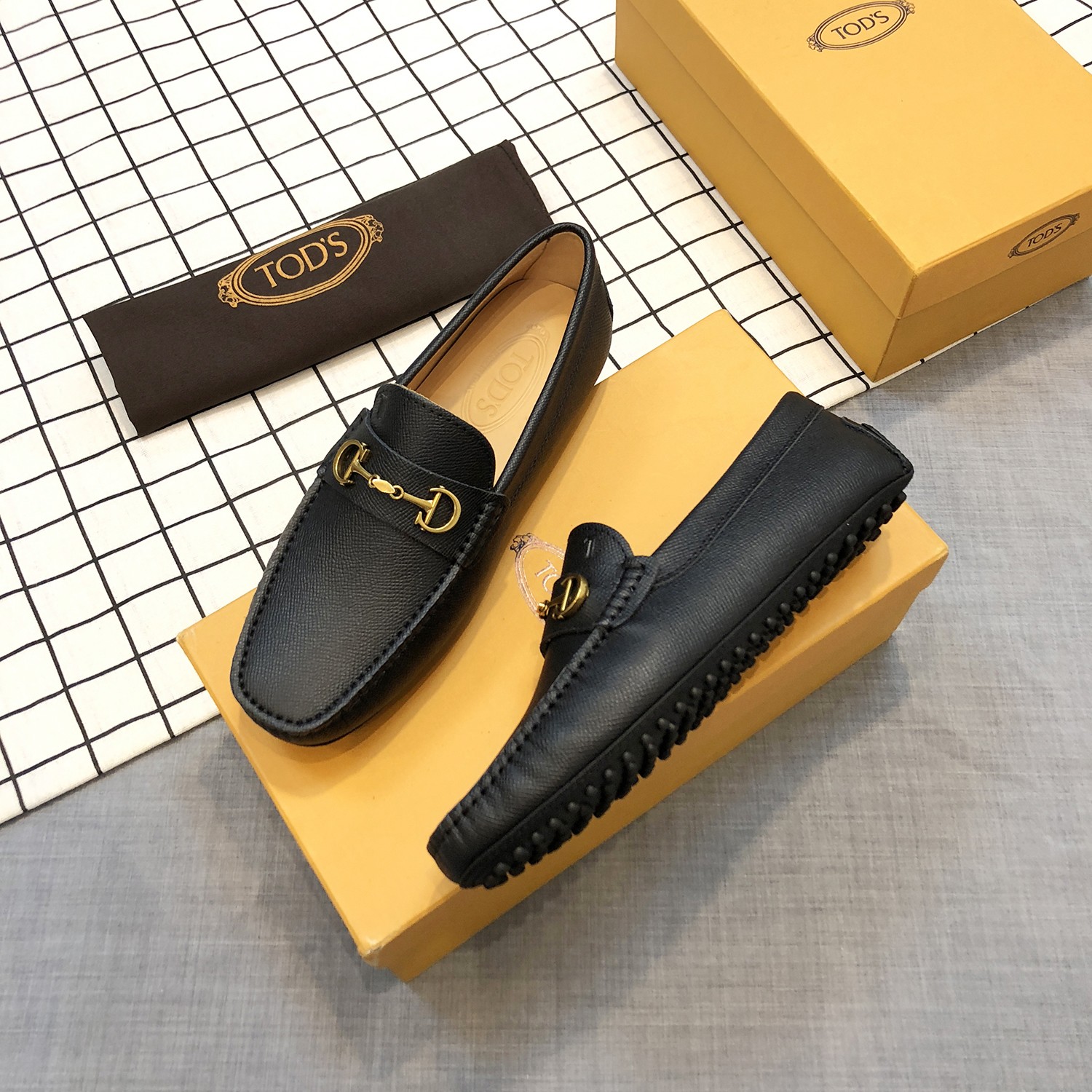 TOD'S Loafers 4 - vstockx