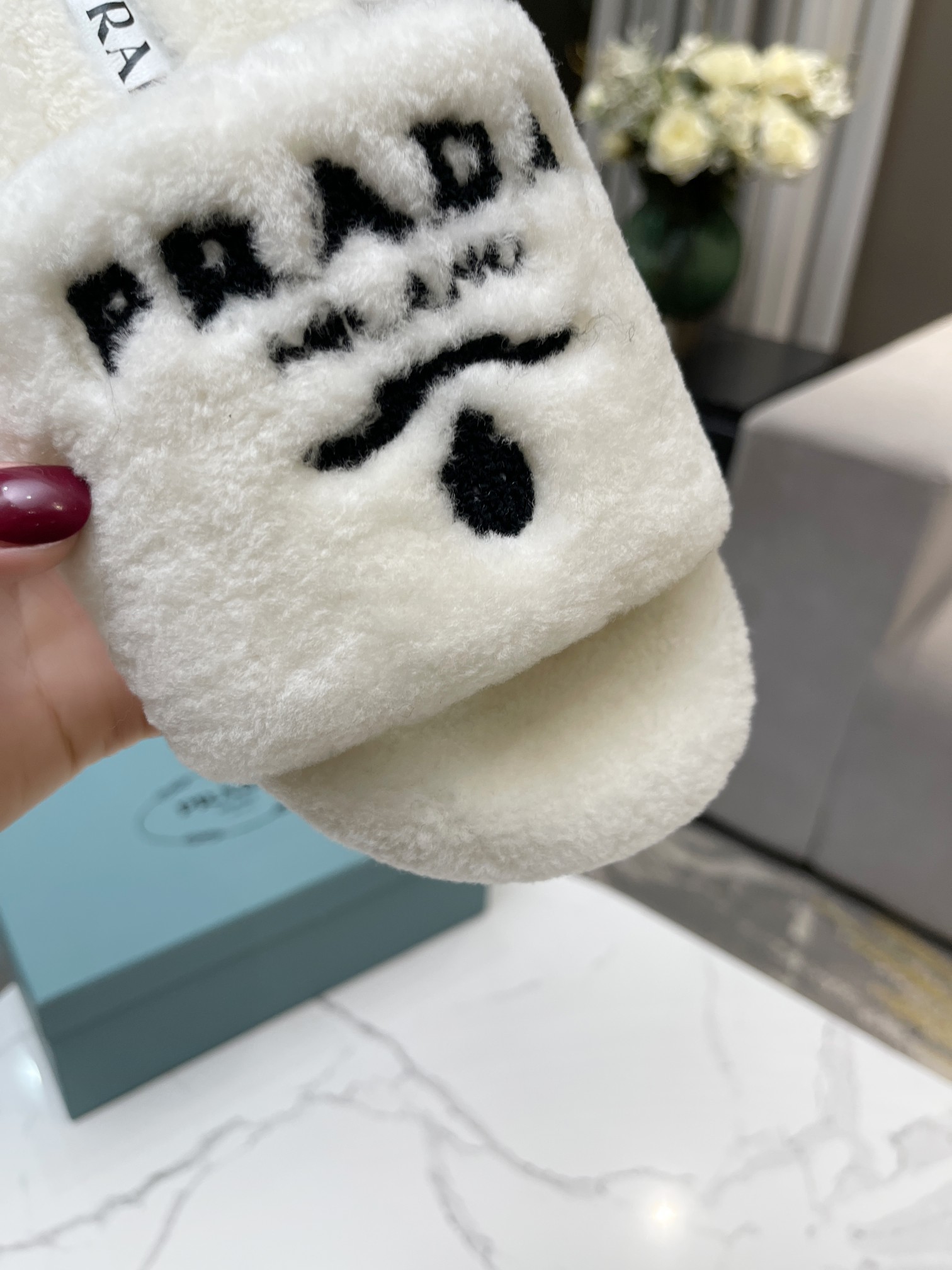 Prada Flat Sandals 5 - vstockx