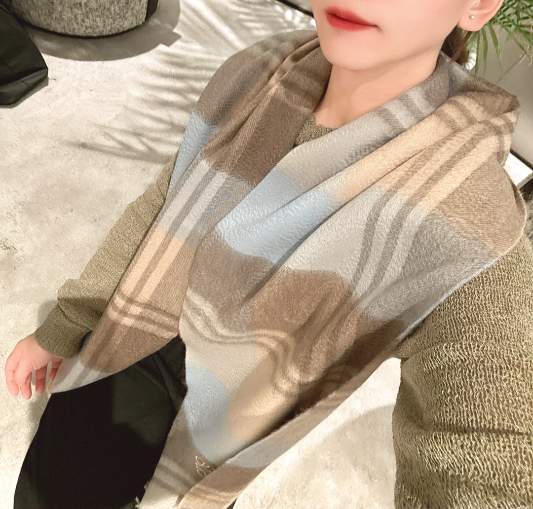 Streetwear Scarf Dior 328964 SIZE:40*180cm - vstockx