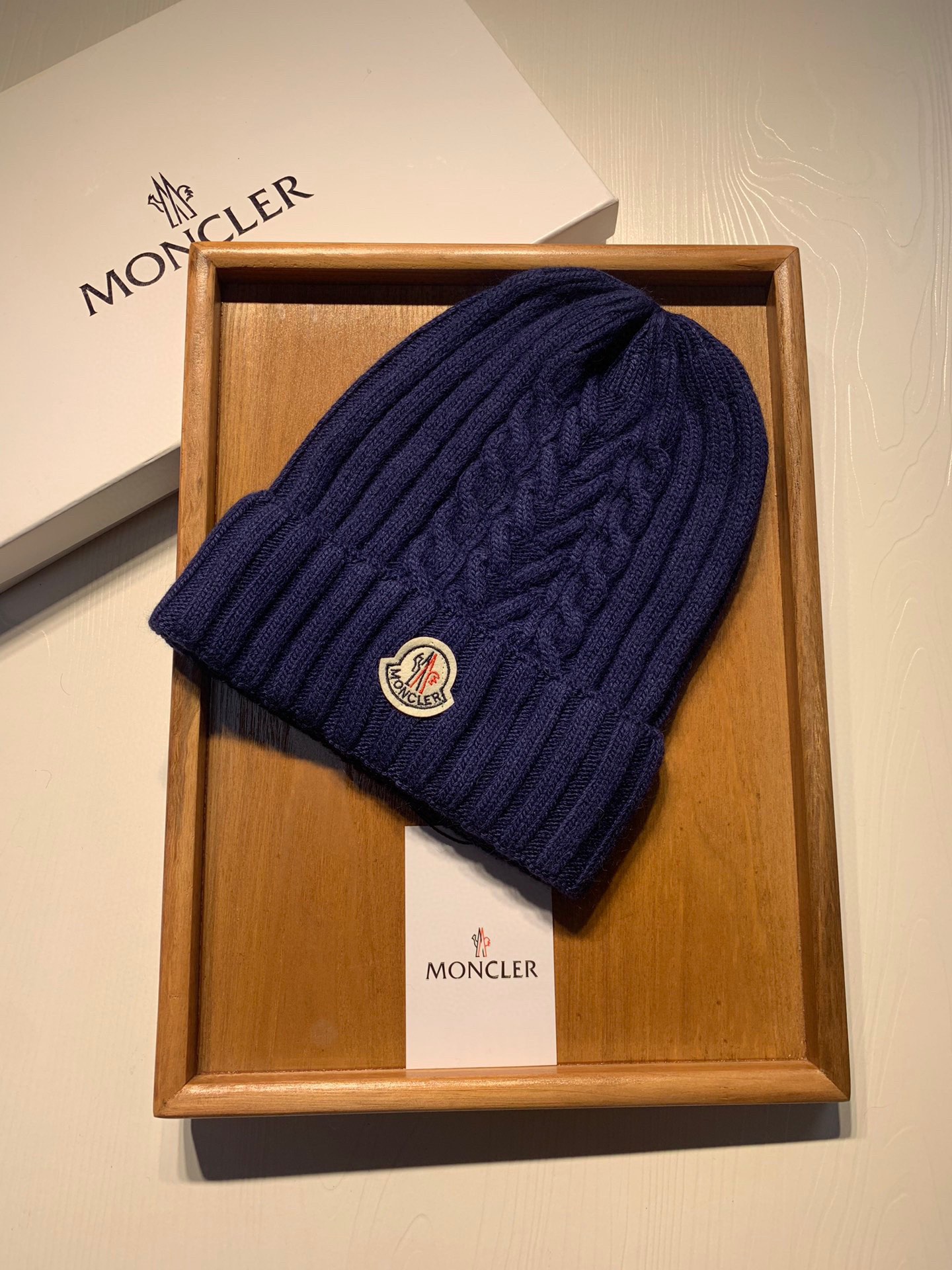 Hat Moncler 3 - vstockx