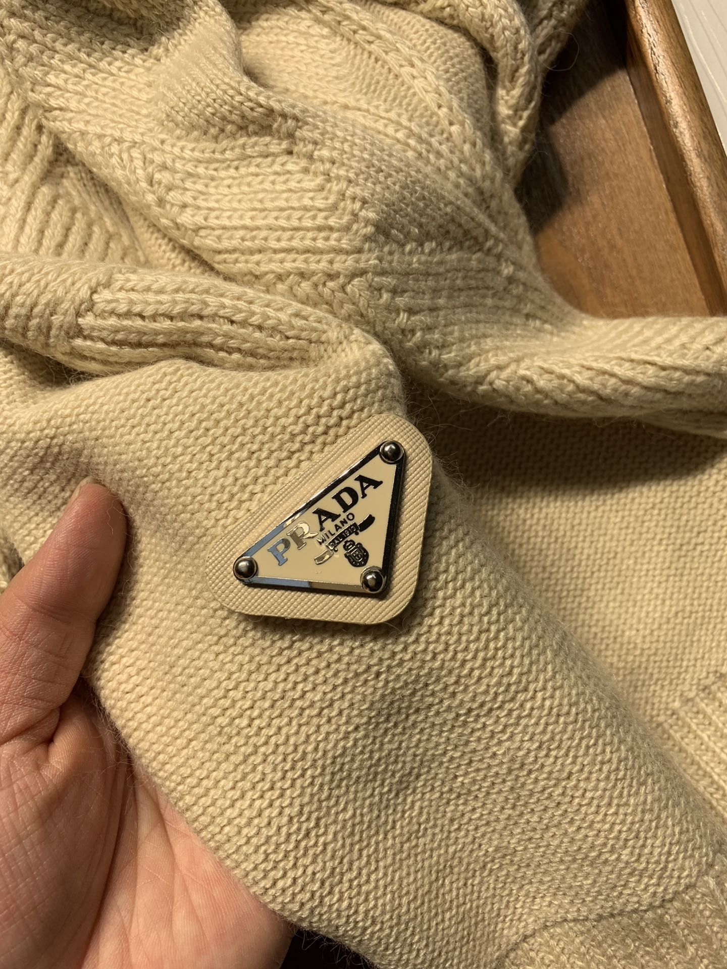 Hat & Scarf Prada 2 - vstockx