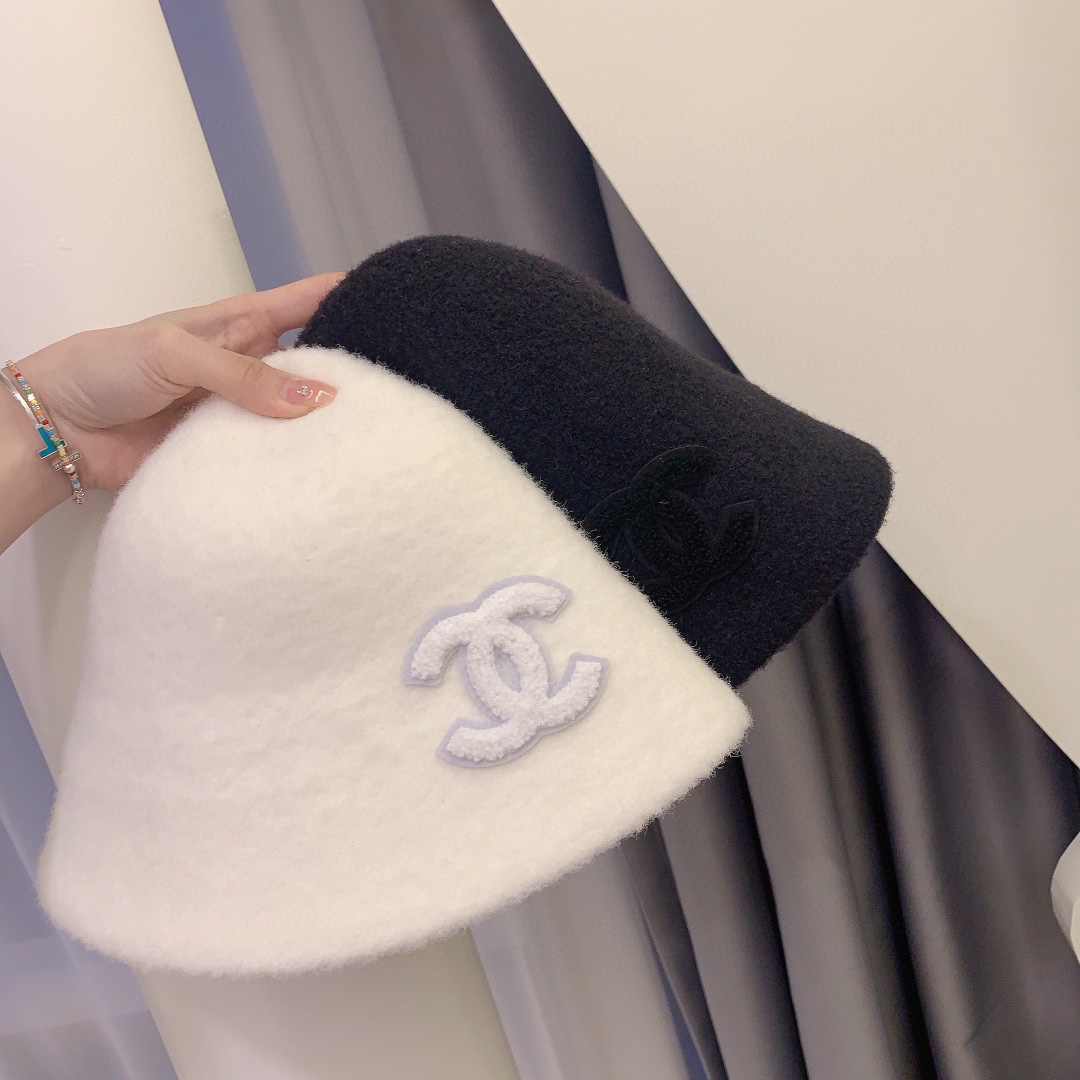 Streetwear Hat Chanel 329148 - vstockx