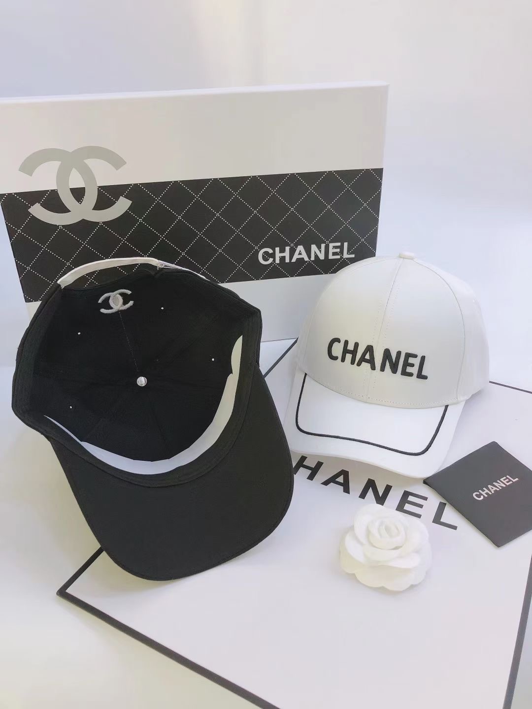 Hat Chanel 6 - vstockx