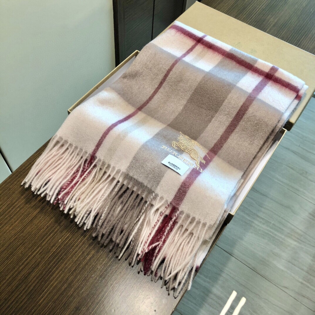 Streetwear Scarf Burberry 329079 size:70x200cm - vstockx