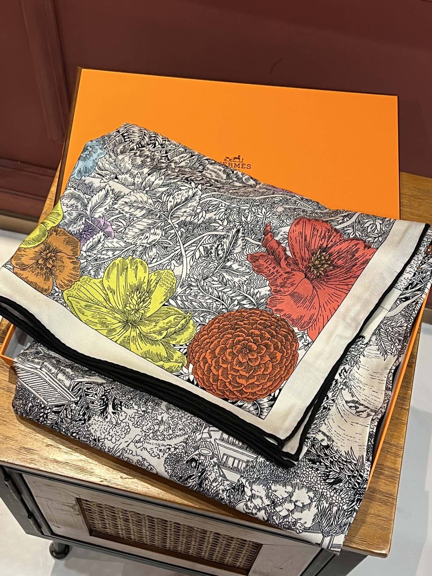 Streetwear Scarf Hermes 328996 SIZE:140cm*140cm - vstockx