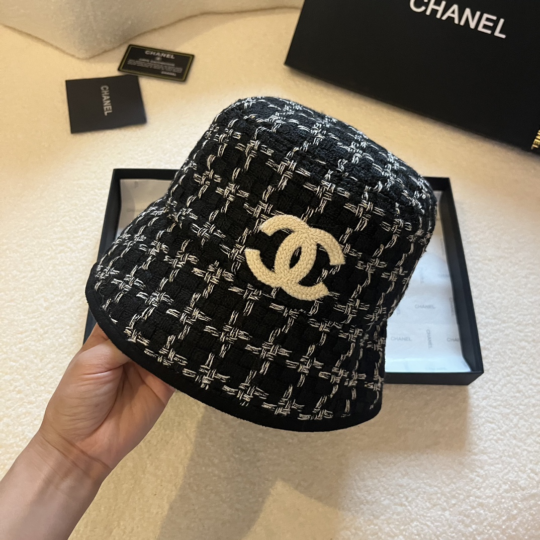 Streetwear Hat Chanel 329184 - vstockx