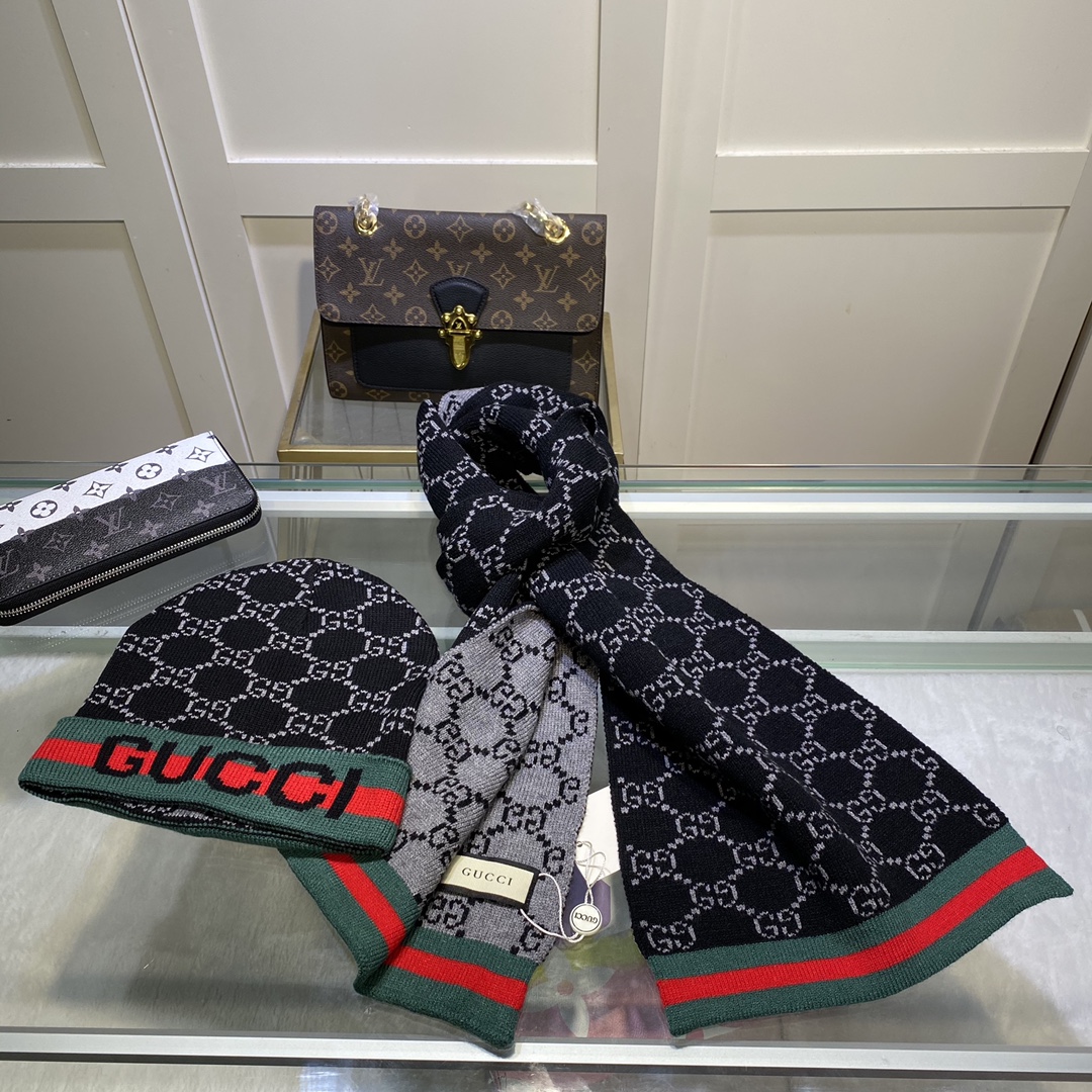 Hat & Scarf Gucci 1 - vstockx