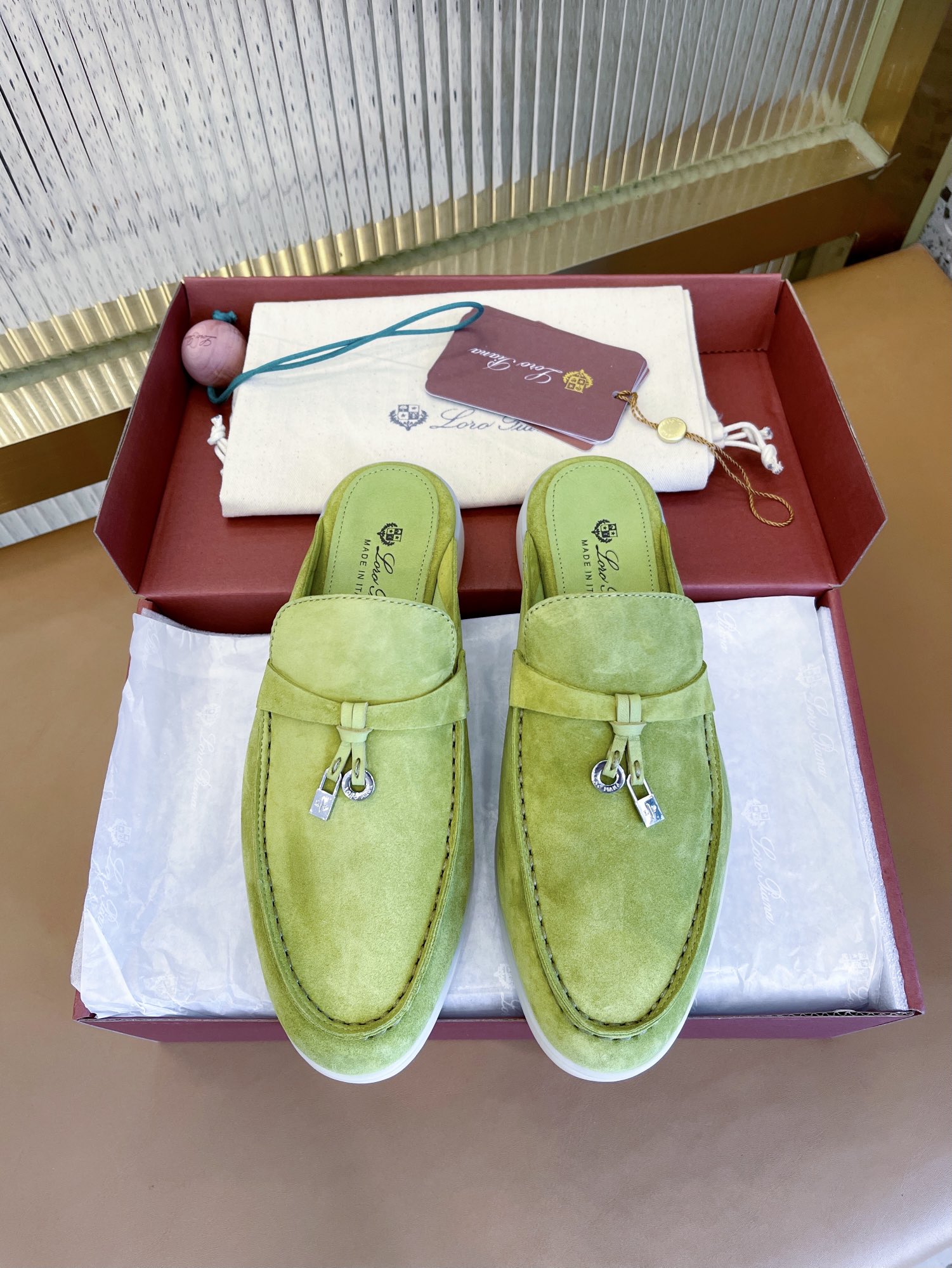 Loro Piana shoes 246 - vstockx