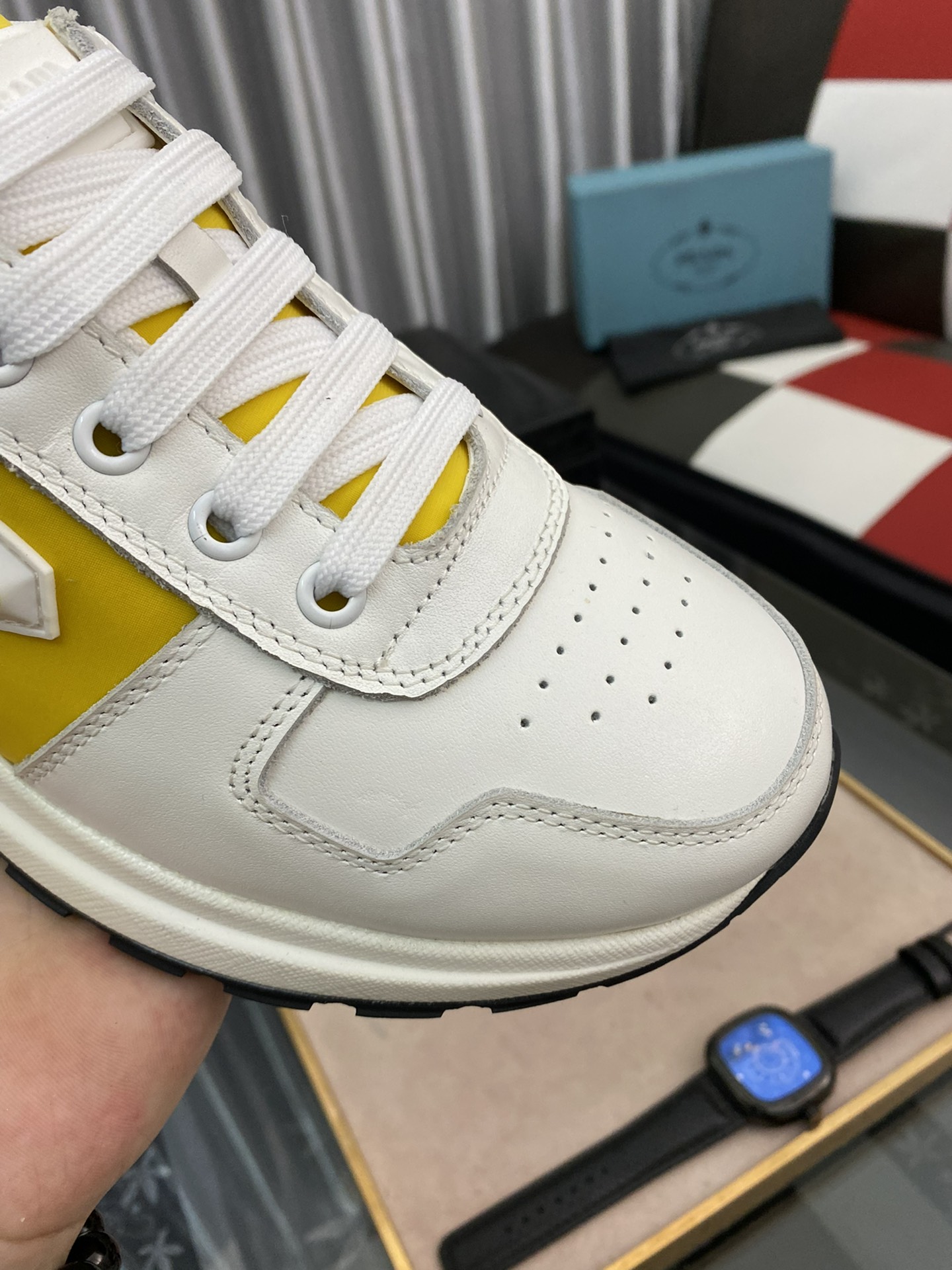 Prada Low Top sneaker 9 - vstockx