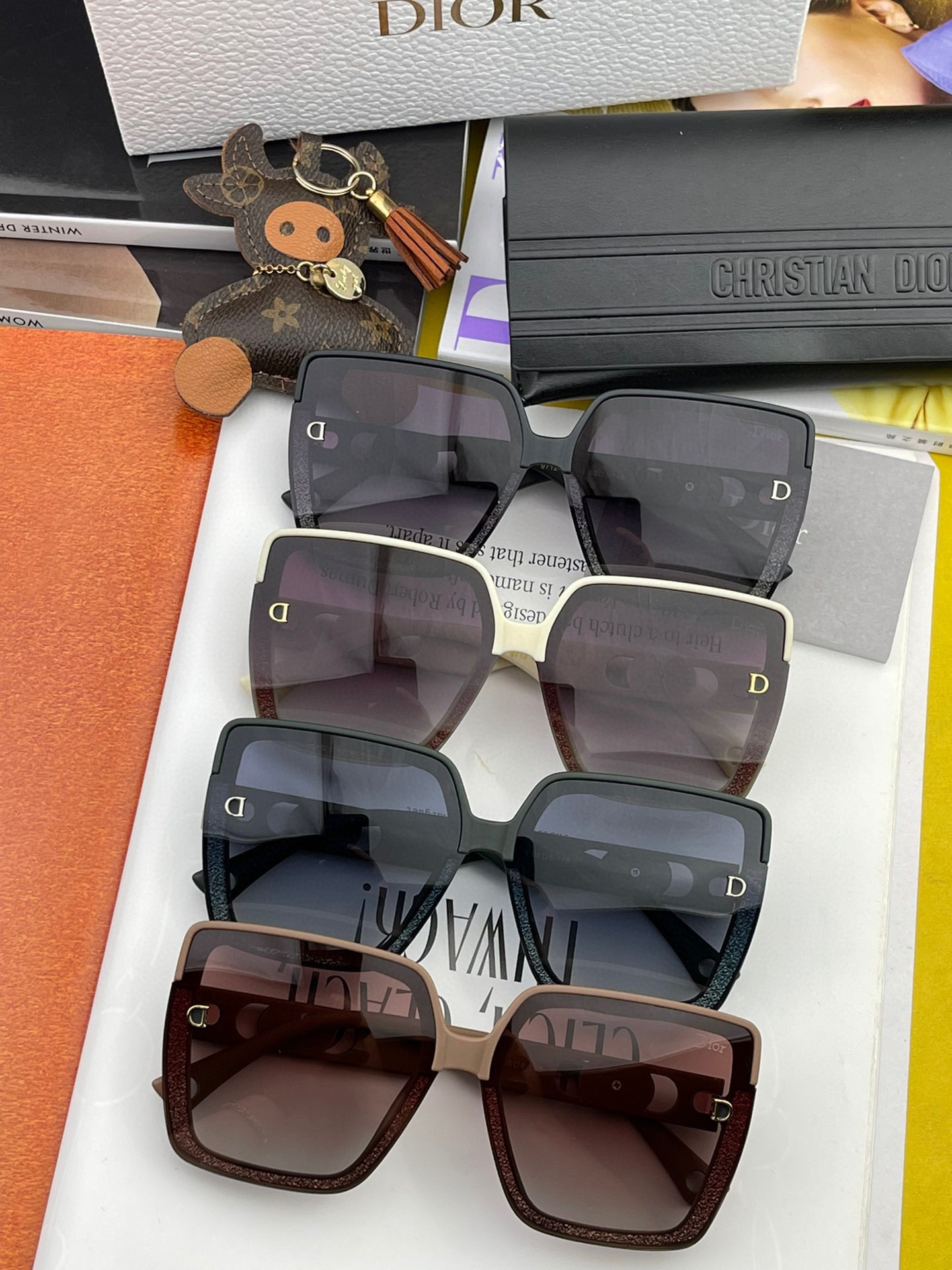 sunglasses Dior CD7129 - vstockx