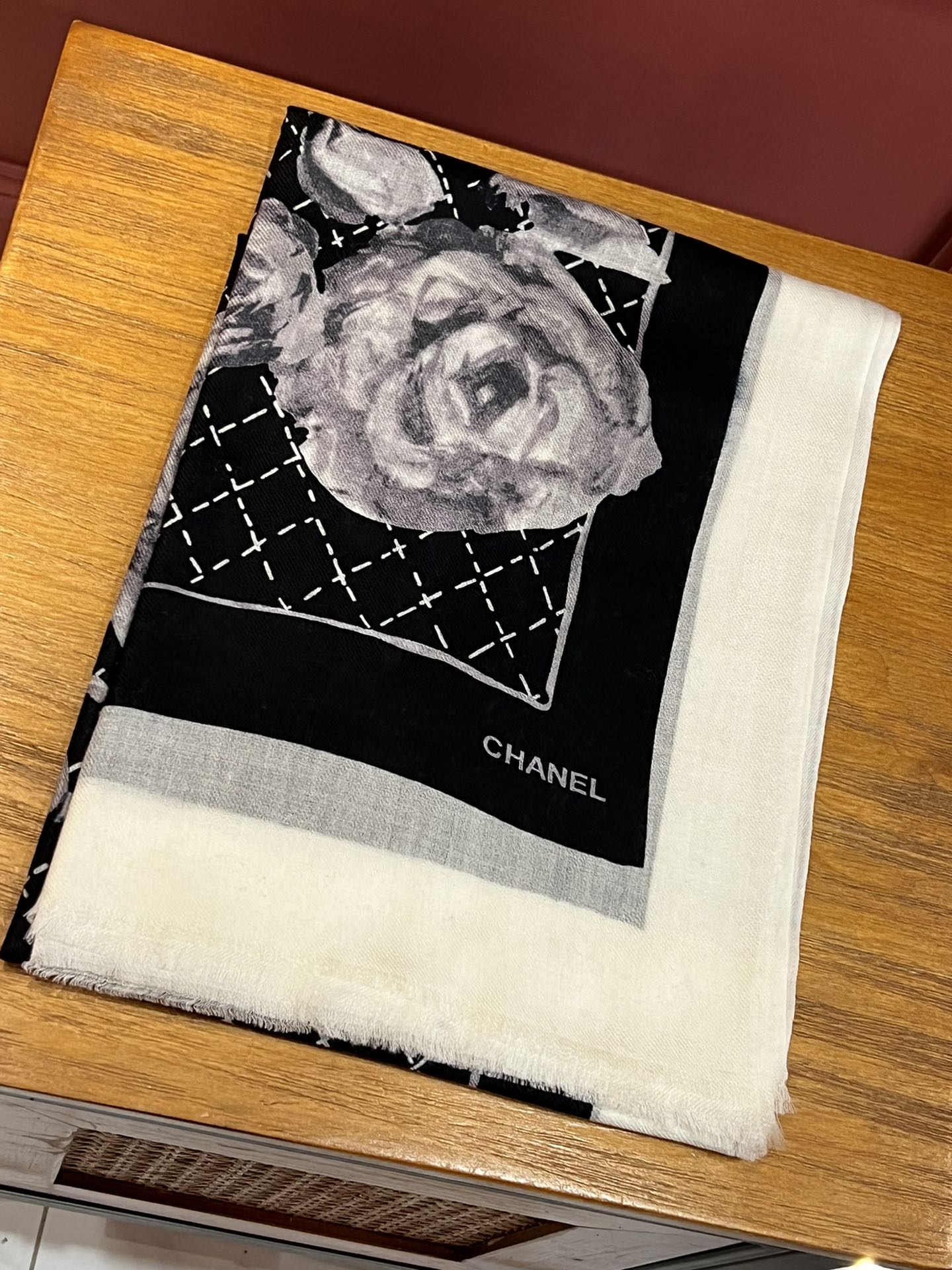 Streetwear Scarf CHANEL 328978 size:100×200cm - vstockx