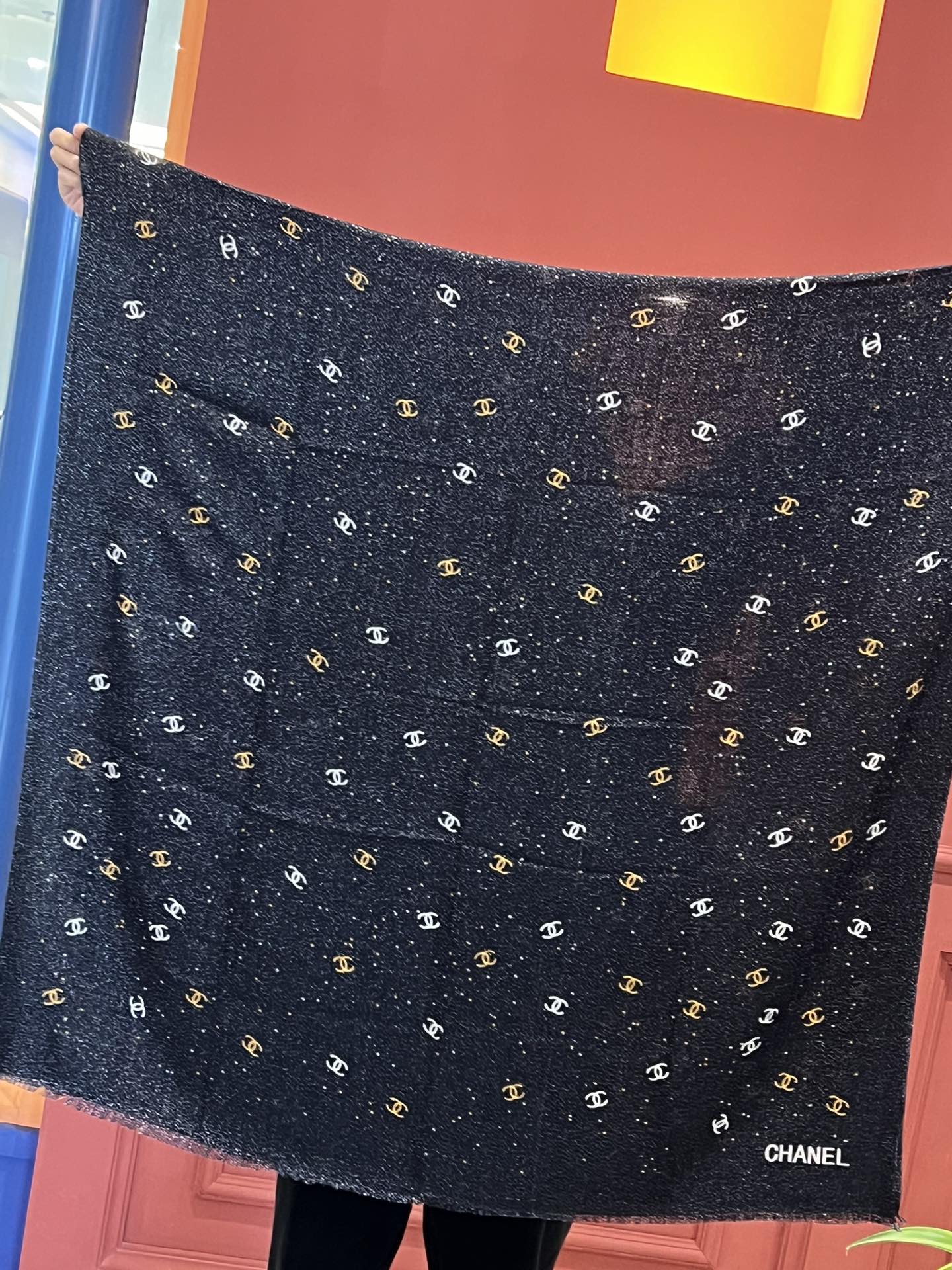 Streetwear Scarf CHANEL 328988 SIZE:110x200cm - vstockx