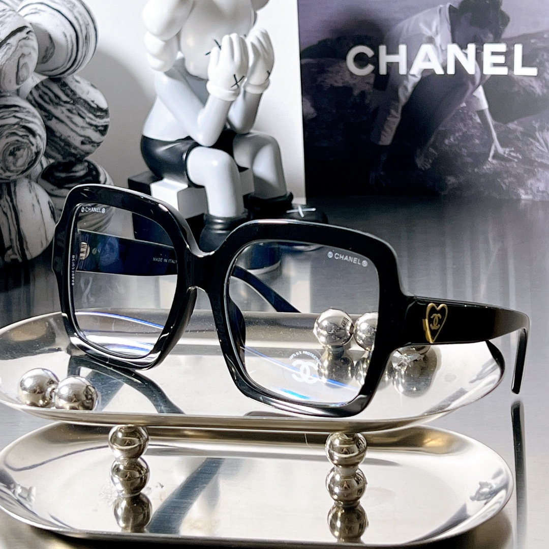 Sunglasses CHANEL 5479 size 56��18-140 - vstockx