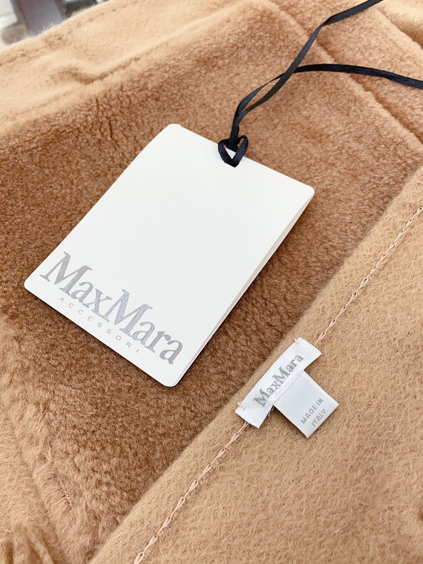 Streetwear Scarf MAXMARA 328836 size:35cm*210cm - vstockx