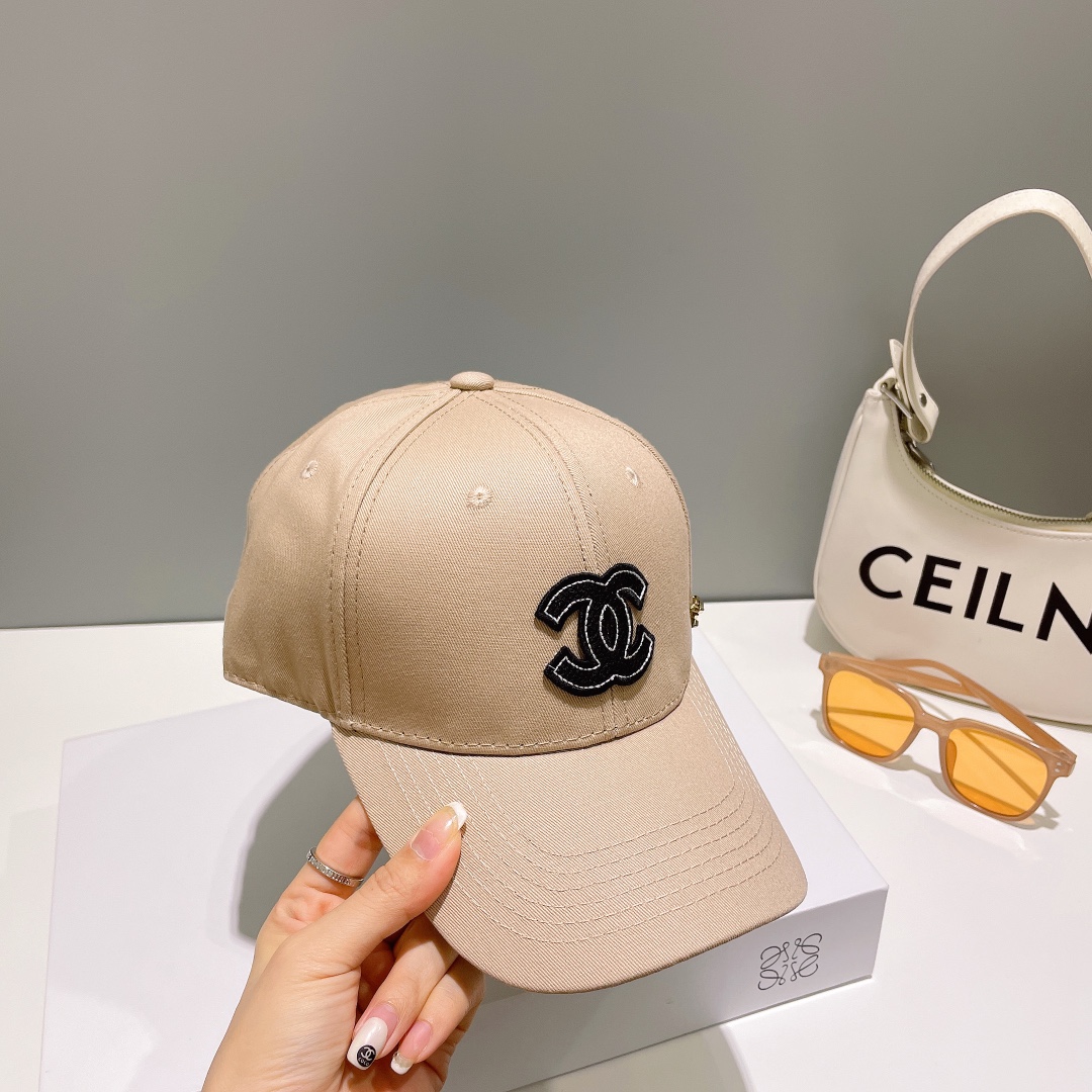 Streetwear Hat Chanel 329028 - vstockx